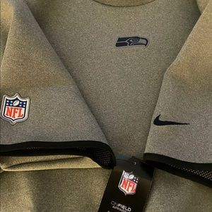 Seattle Seahawks Nike Shortsleeved Hooded Cold